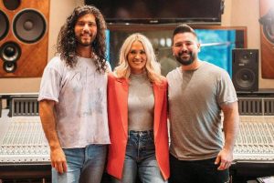 Carrie Underwood, Dan + Shay – Only Us